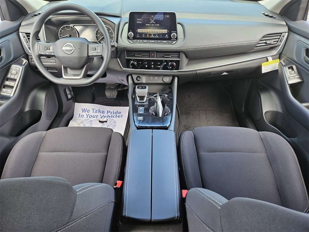 New 2026 Nissan Rogue S image 7