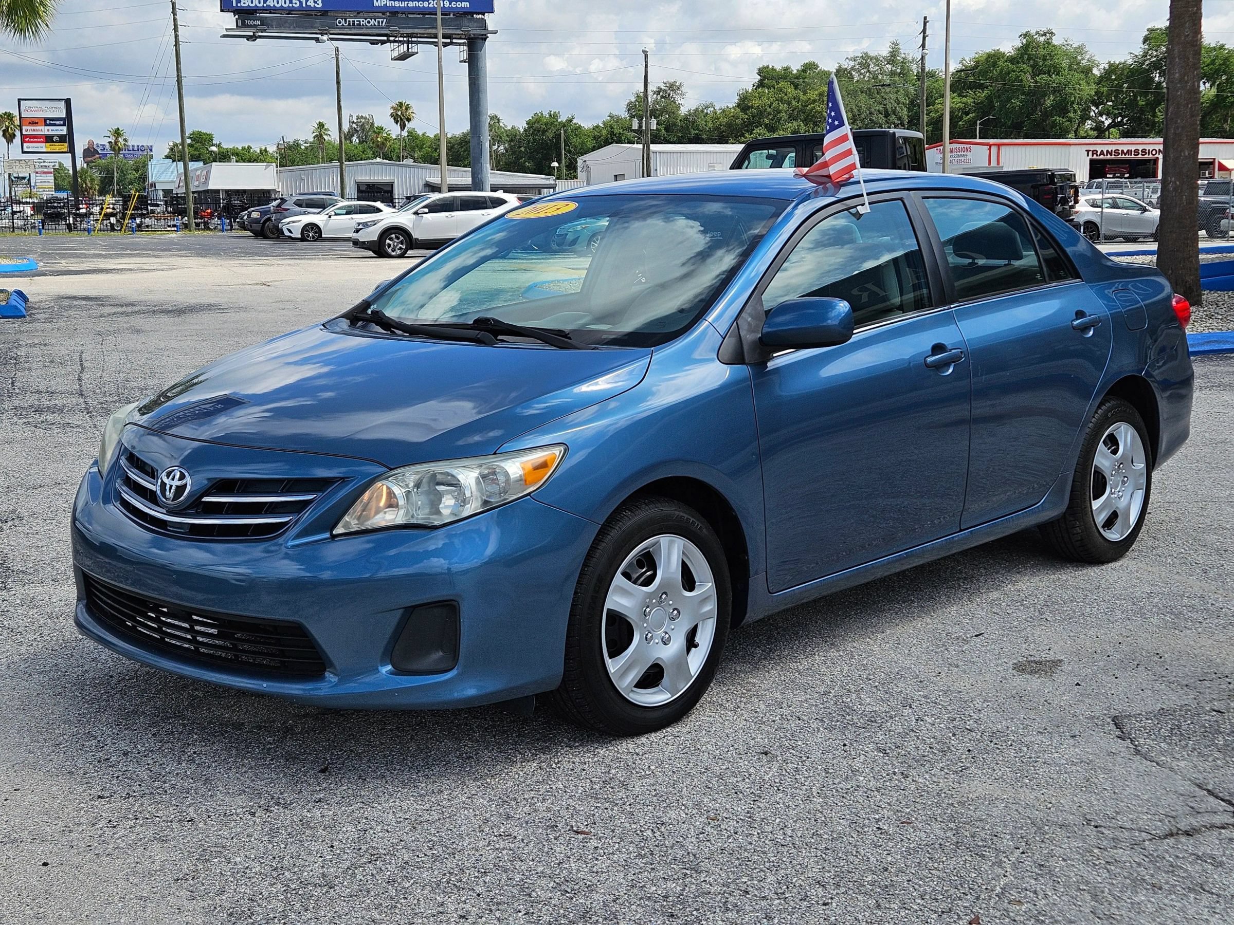 Used 2013 Toyota Corolla LE FWD image 3
