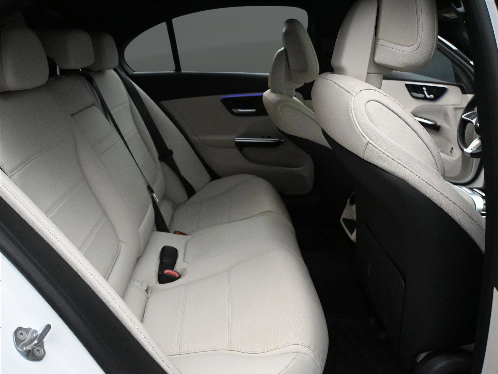 Used 2023 Mercedes-Benz C 300 4MATIC Sedan image 24