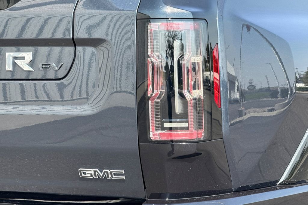 New 2026 GMC Hummer EV 4x4 Crew Cab image 7