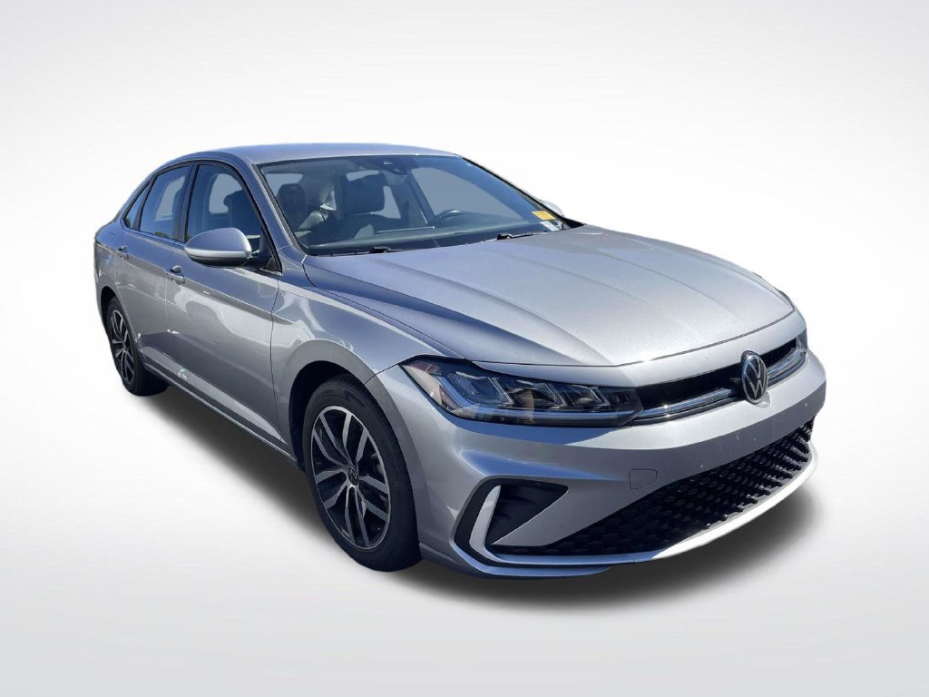 Used 2025 Volkswagen Jetta SE
