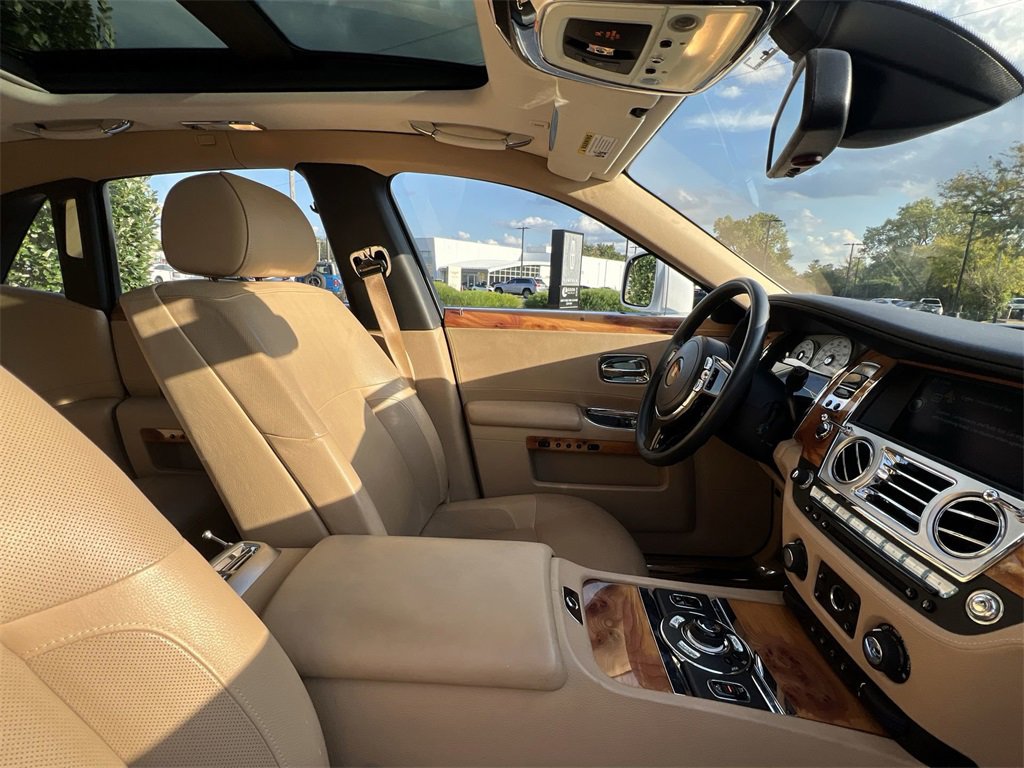 Used 2011 Rolls-Royce Ghost image 15
