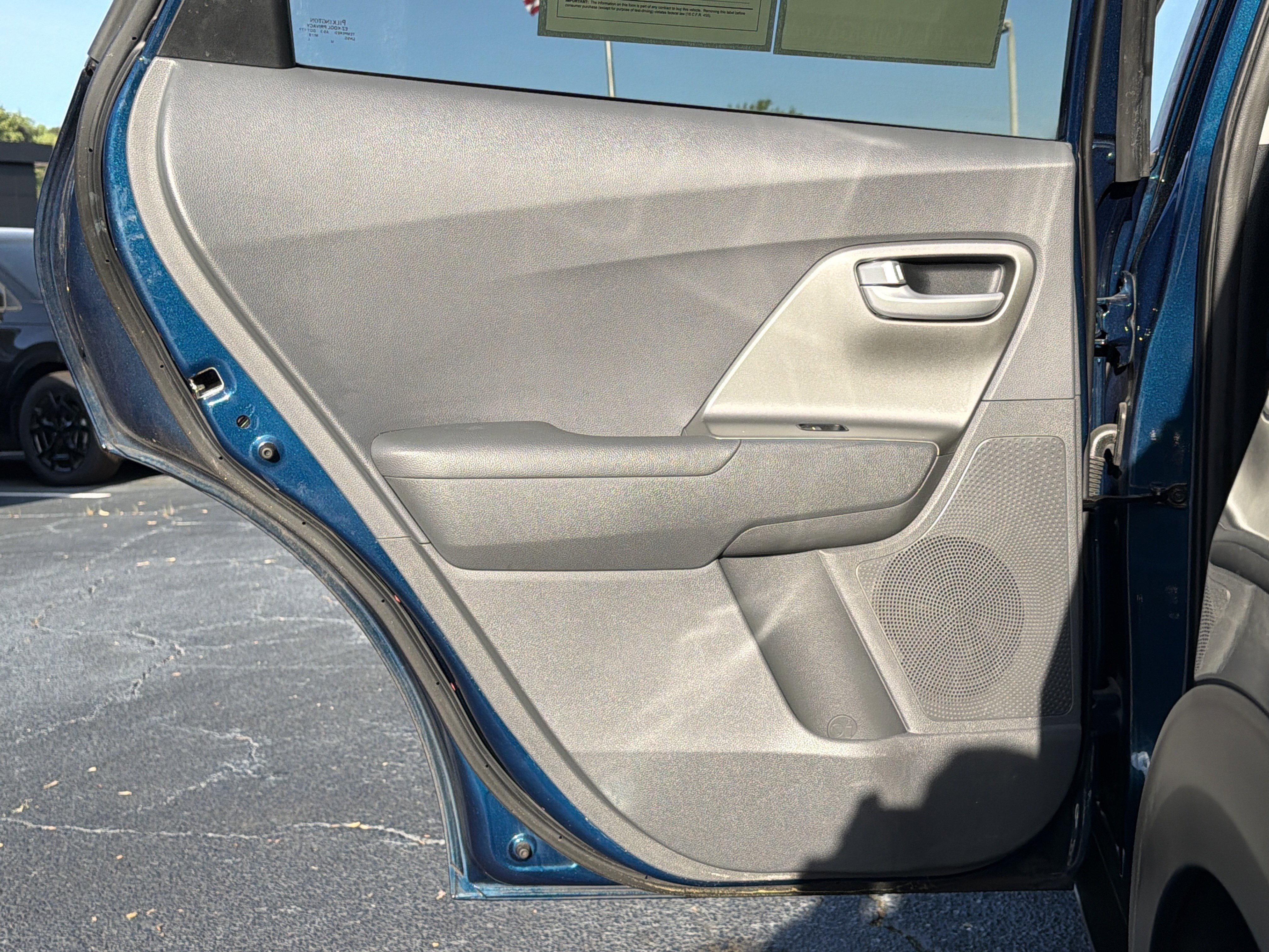 Used 2018 Kia Niro LX image 24