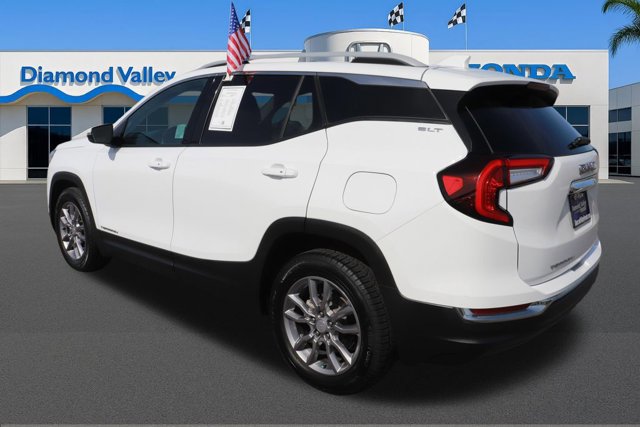 Used 2023 GMC Terrain SLT image 4