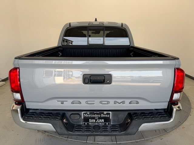 Used 2020 Toyota Tacoma SR5 w/ SR5 Appearance Package (SM) RWD image 11