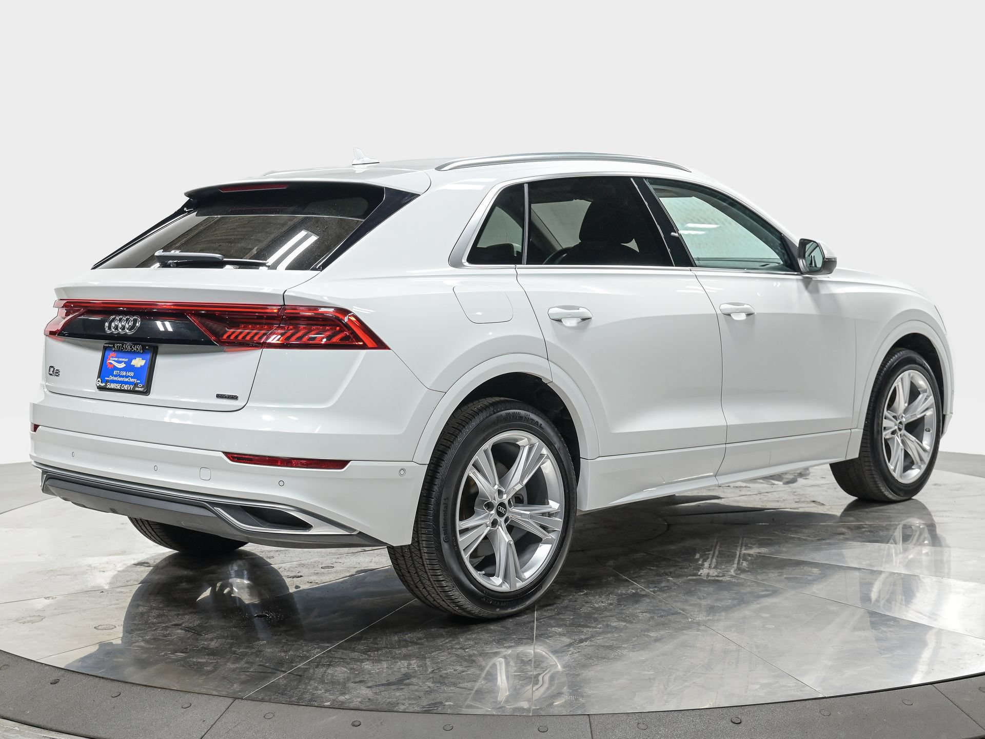 Used 2023 Audi Q8 Premium w/ Convenience Package AWD/4WD image 7