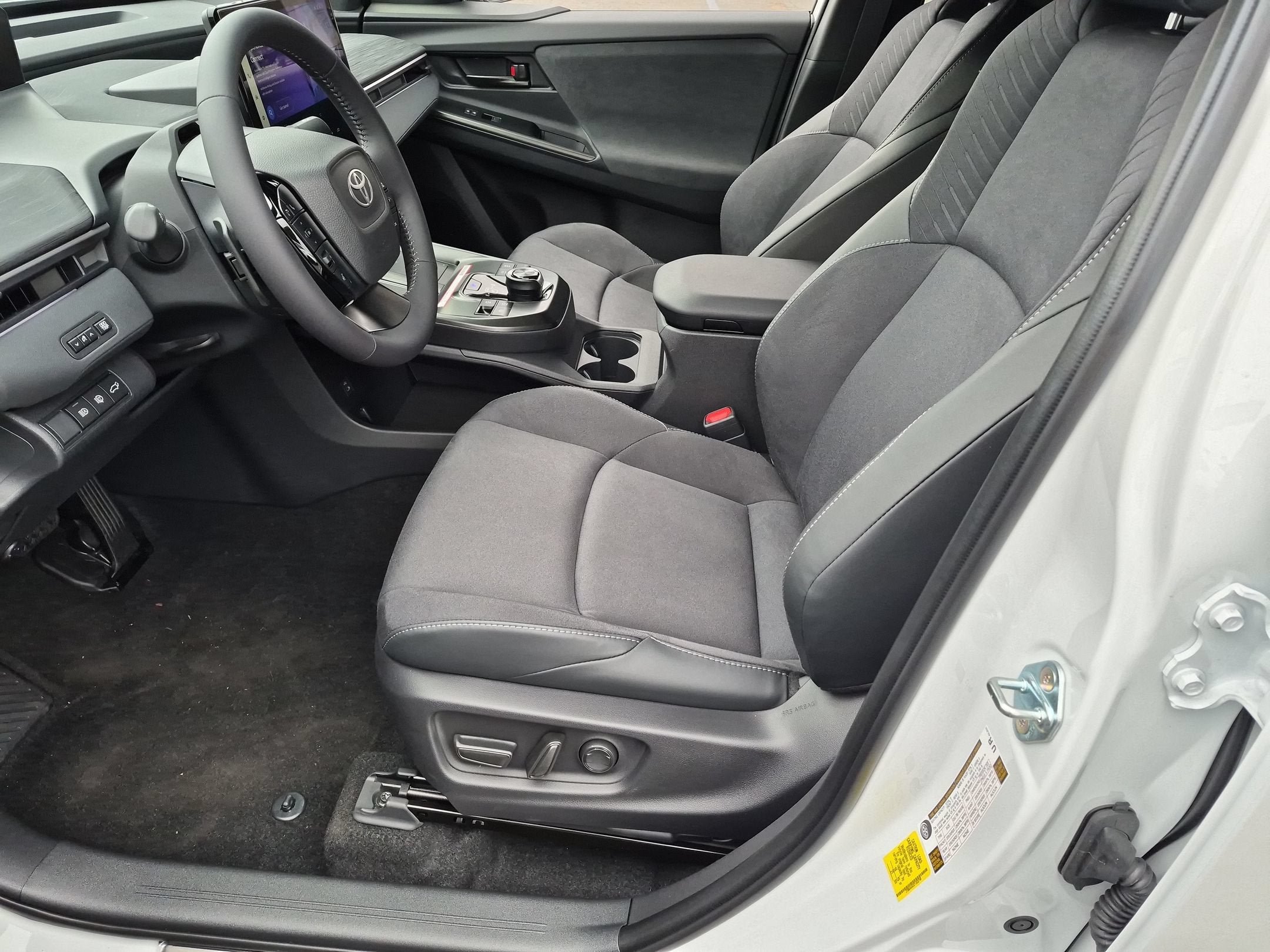 New 2026 Toyota C-HR AWD/4WD image 13