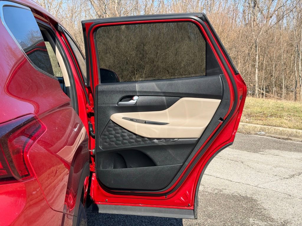 Used 2019 Hyundai Santa Fe SE AWD/4WD image 28