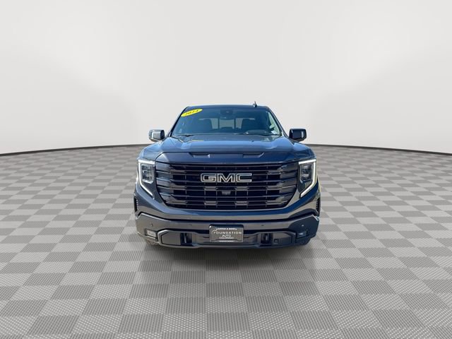 Certified 2024 GMC Sierra 1500 Elevation w/ Elevation Premium Package AWD/4WD image 3