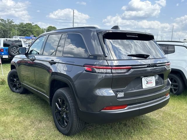 New 2026 Jeep Grand Cherokee Altitude AWD/4WD image 31