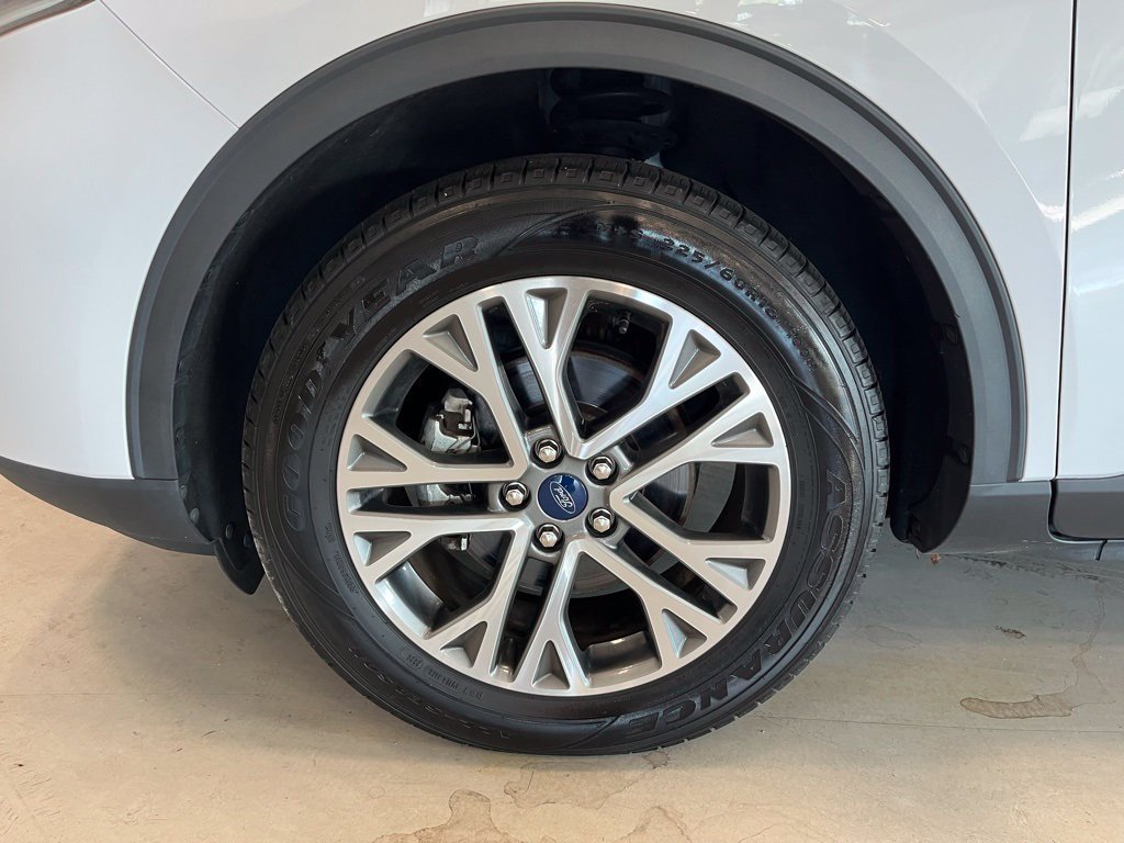 Used 2022 Ford Escape SEL AWD/4WD image 22