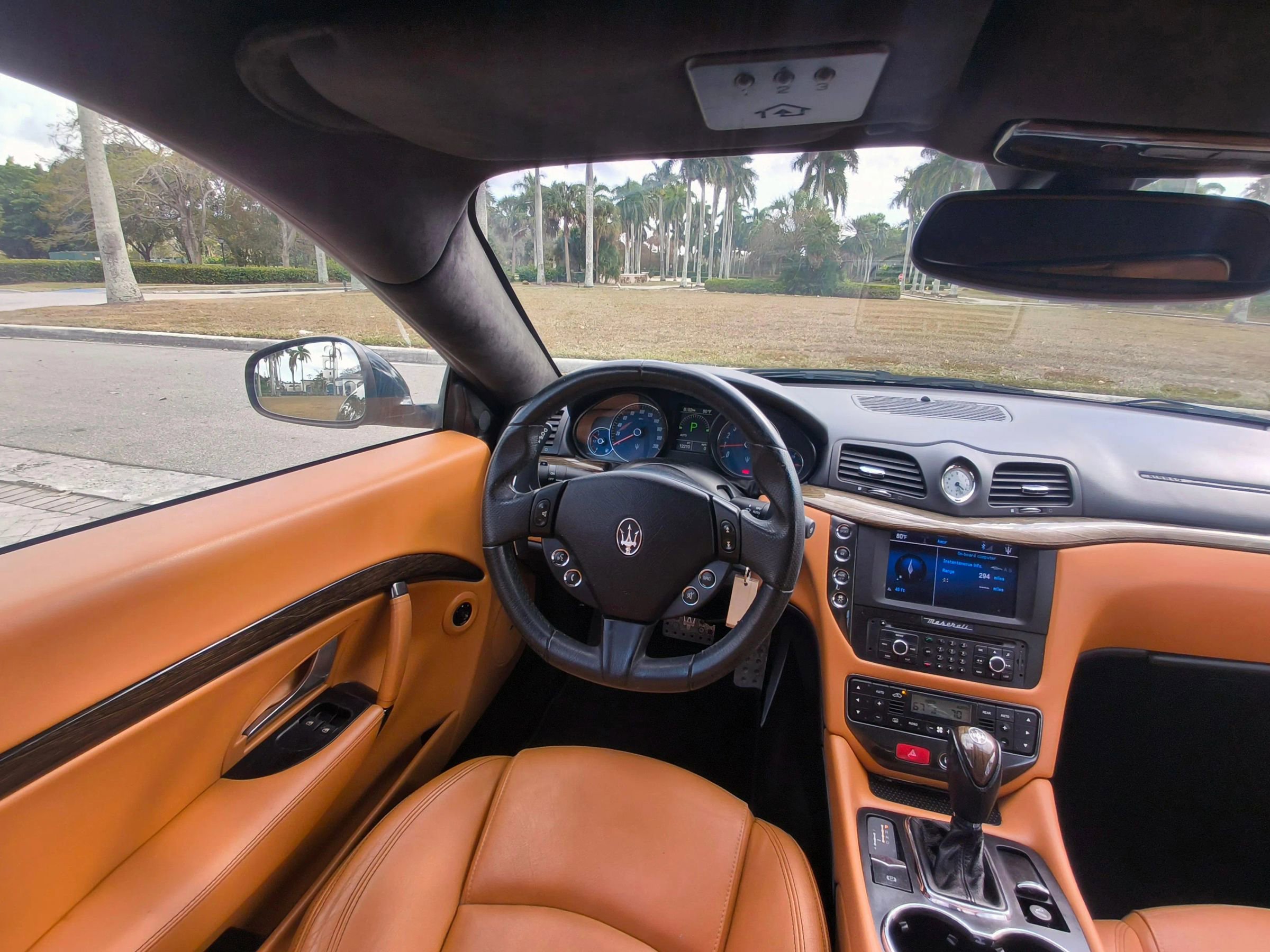 Used 2016 Maserati GranTurismo Sport image 23