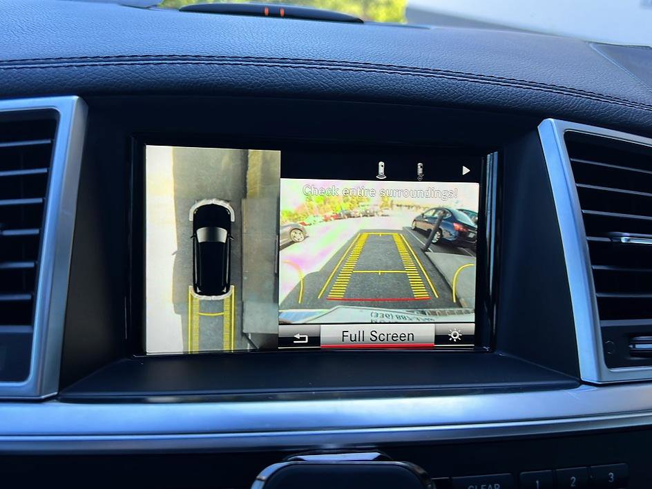 Used 2014 Mercedes-Benz GL 450 4MATIC w/ Appearance Package image 19