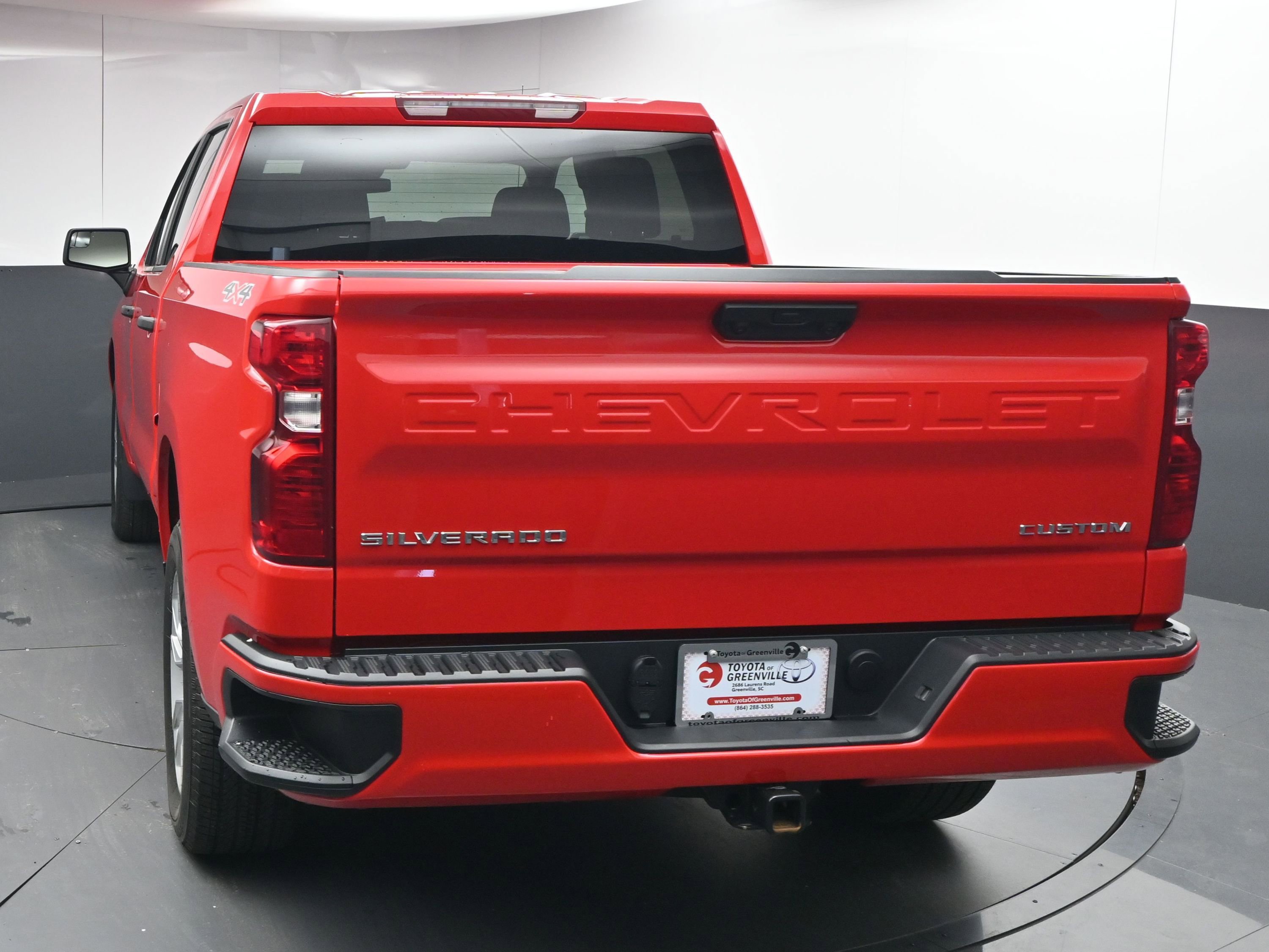 Used 2025 Chevrolet Silverado 1500 Custom image 7