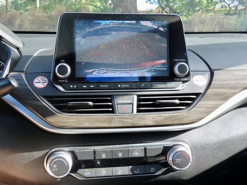 Used 2024 Nissan Altima 2.5 SV FWD image 23