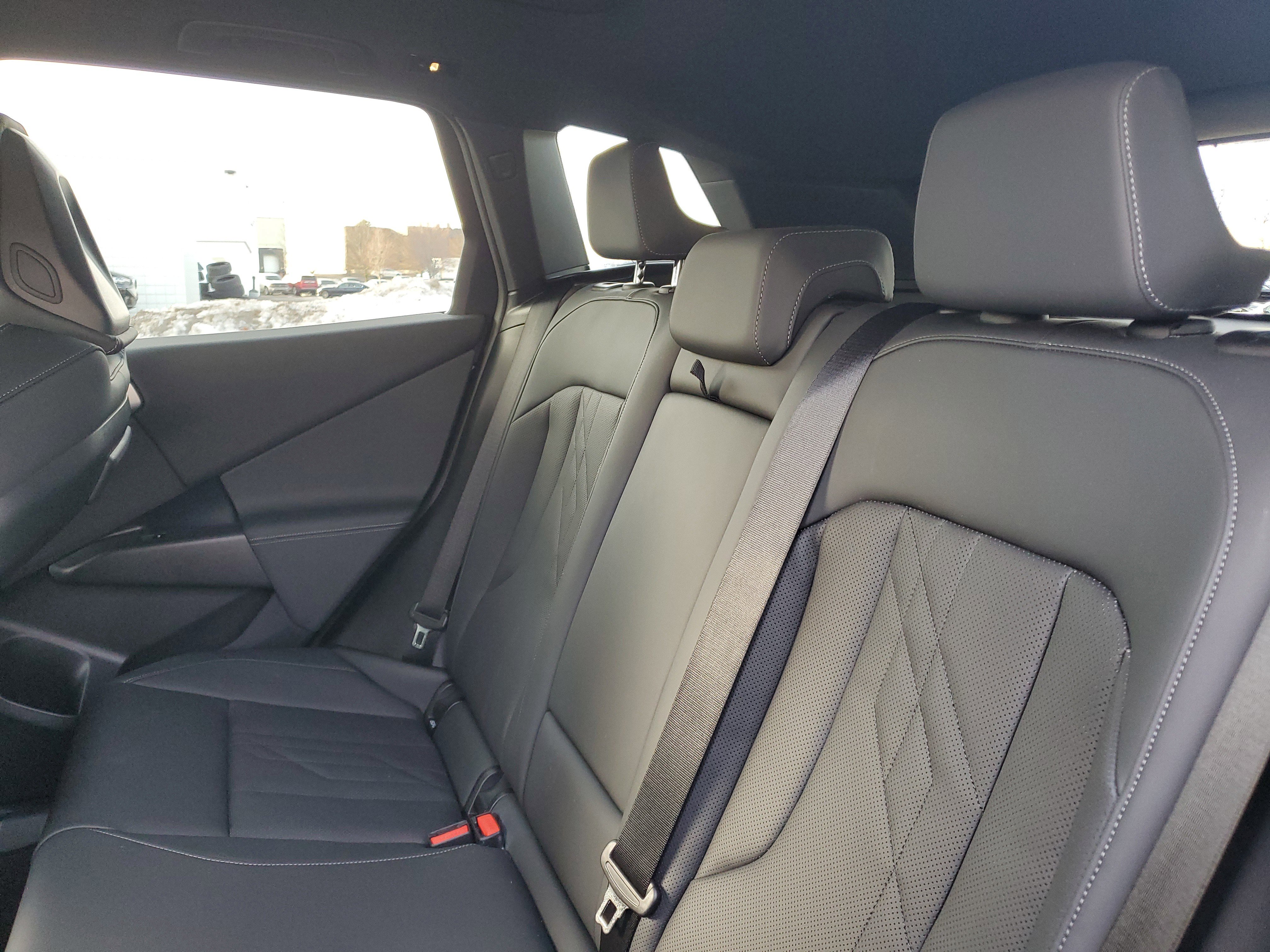 Used 2025 BMW X3 xDrive30i w/ Premium Package image 24