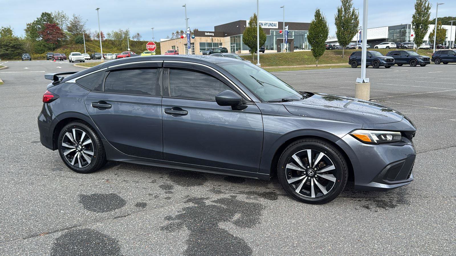 Used 2022 Honda Civic EX-L image 3