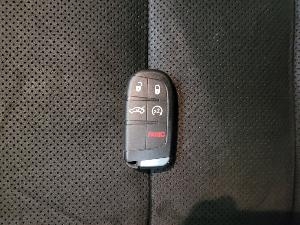 Used 2021 Jeep Grand Cherokee Laredo X RWD image 32