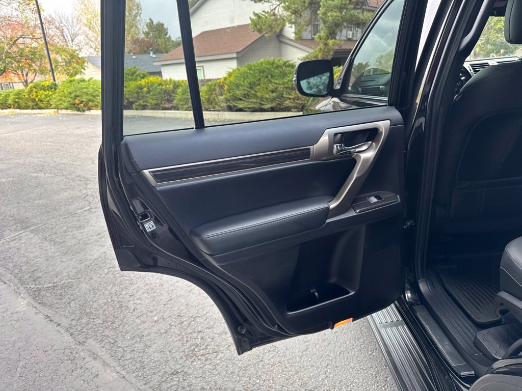 Used 2020 Lexus GX 460 Premium AWD/4WD image 5