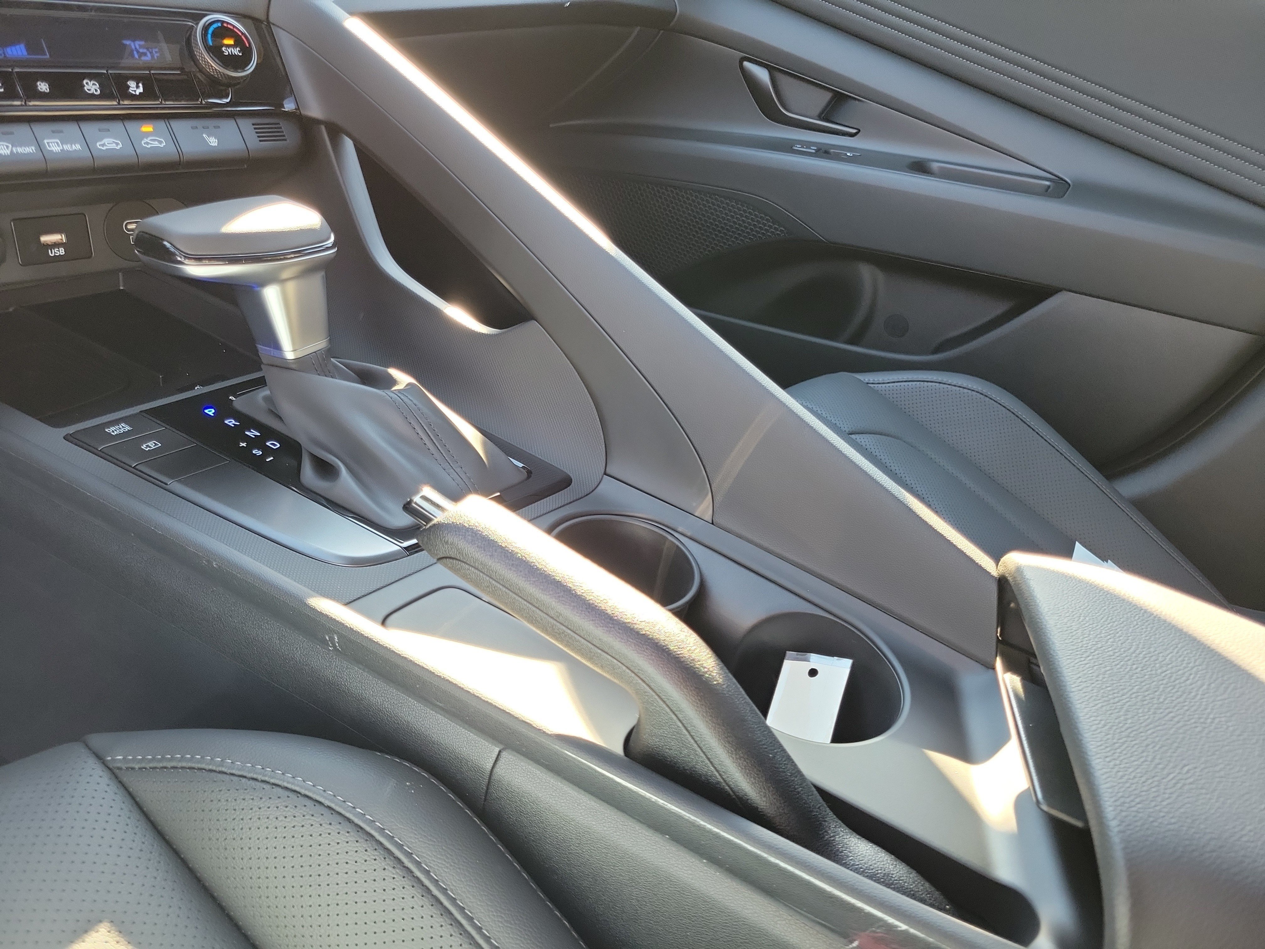 New 2026 Hyundai Elantra SEL Sport FWD image 29