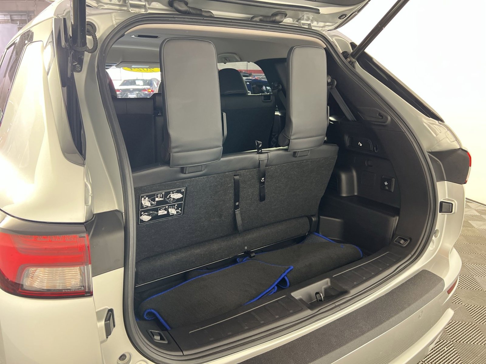 Used 2024 Mitsubishi Outlander SEL image 27