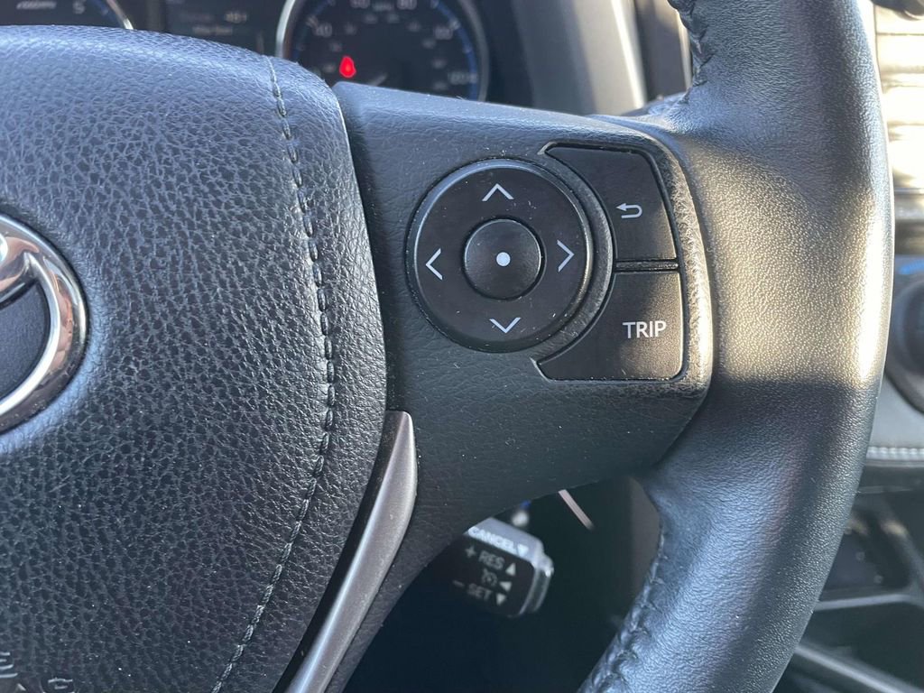 Used 2016 Toyota RAV4 XLE image 33