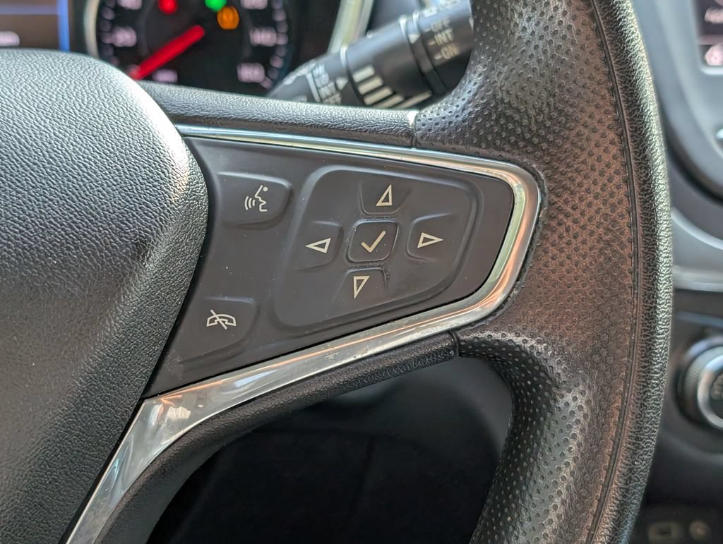 Used 2020 Chevrolet Equinox LT w/ LPO, Floor Liner Package AWD/4WD image 27