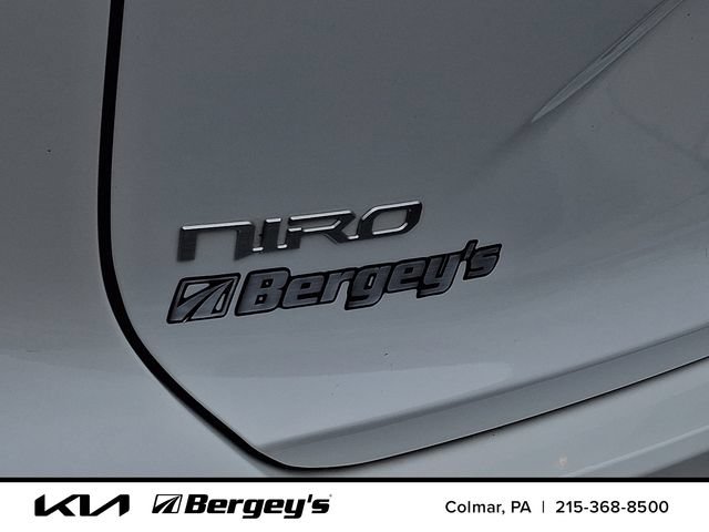 Certified 2024 Kia Niro LX FWD image 31
