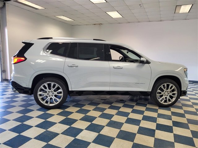 New 2026 GMC Acadia Denali w/ Super Cruise Package image 9