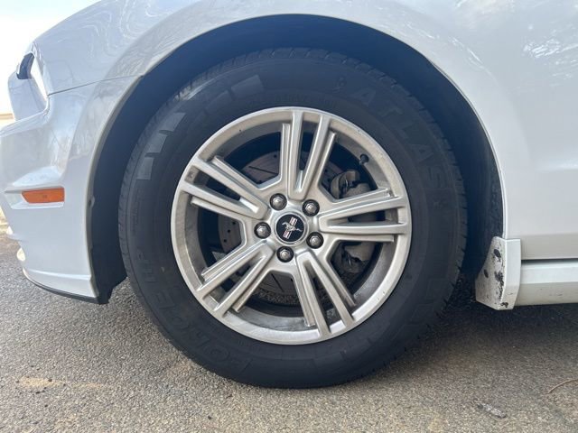 Used 2014 Ford Mustang Coupe w/ Equipment Group 102A image 10