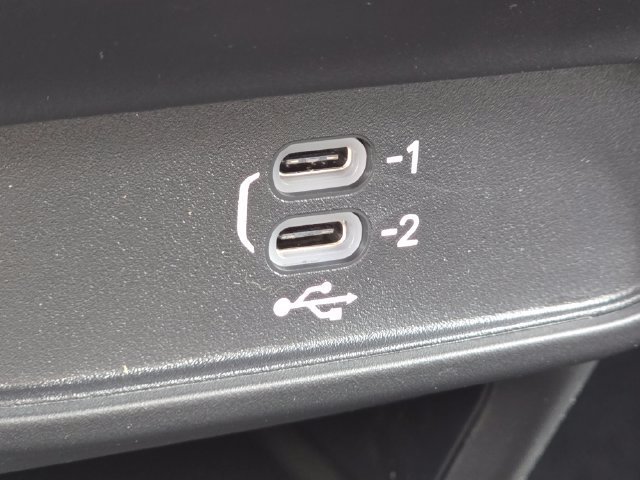 New 2027 Chrysler Pacifica LX FWD image 11