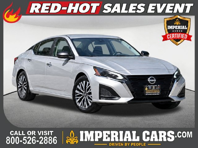 Used 2024 Nissan Altima 2.5 SV AWD/4WD image 1
