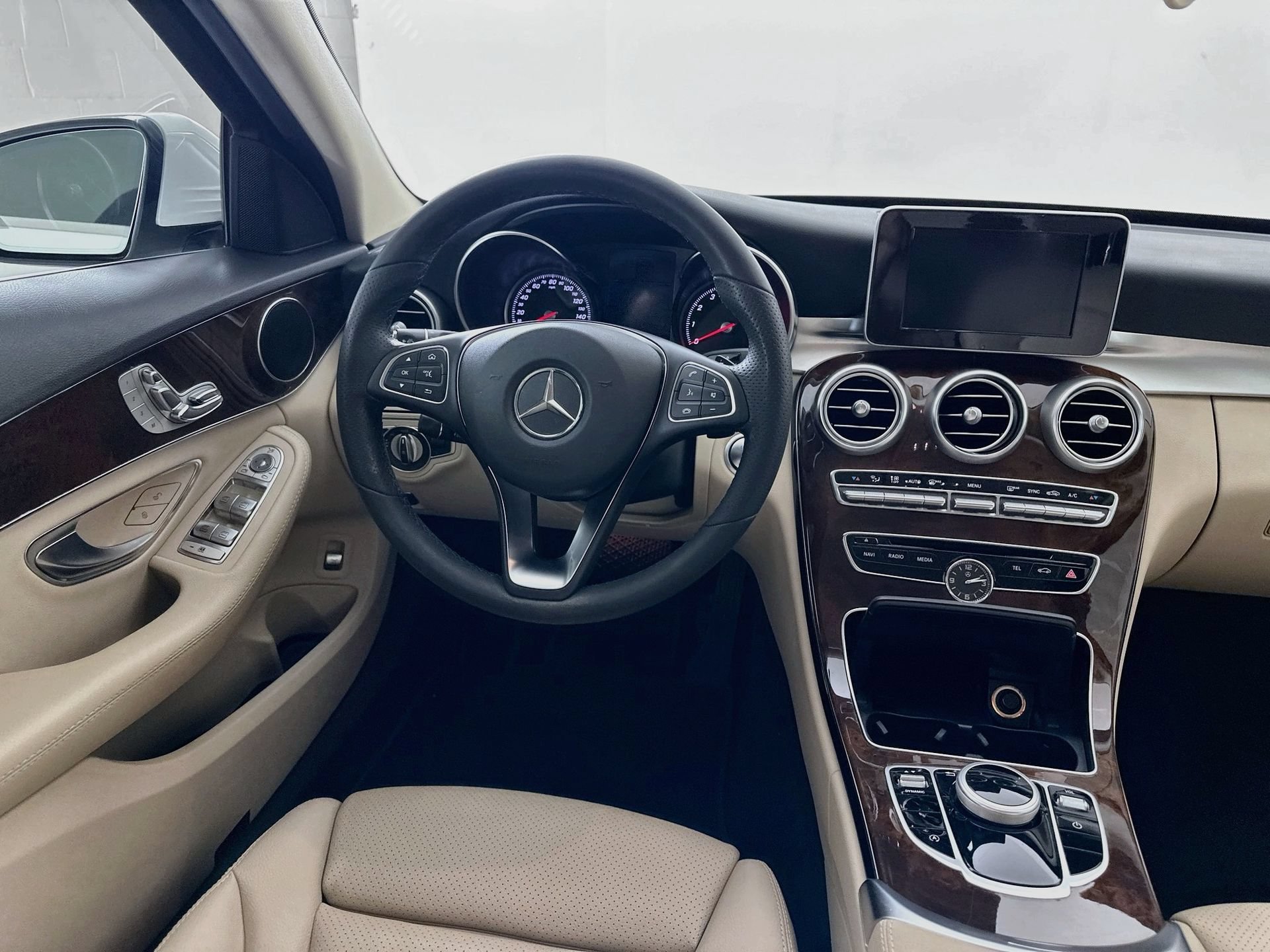Used 2017 Mercedes-Benz C 300 Sedan image 21