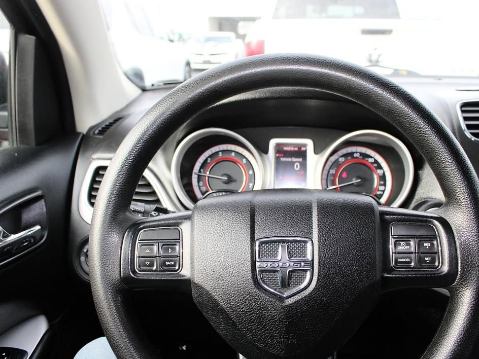 Used 2018 Dodge Journey SE FWD image 13