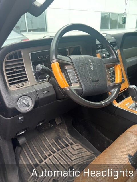 Used 2011 Lincoln Navigator L 2WD w/ 101A Rapid Spec Order Code image 13