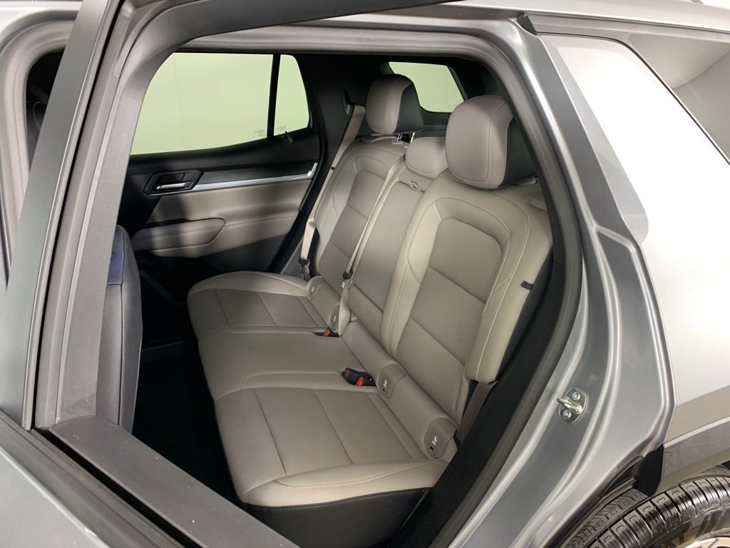 Used 2025 GMC Terrain Elevation w/ Elevation Premium Package image 27