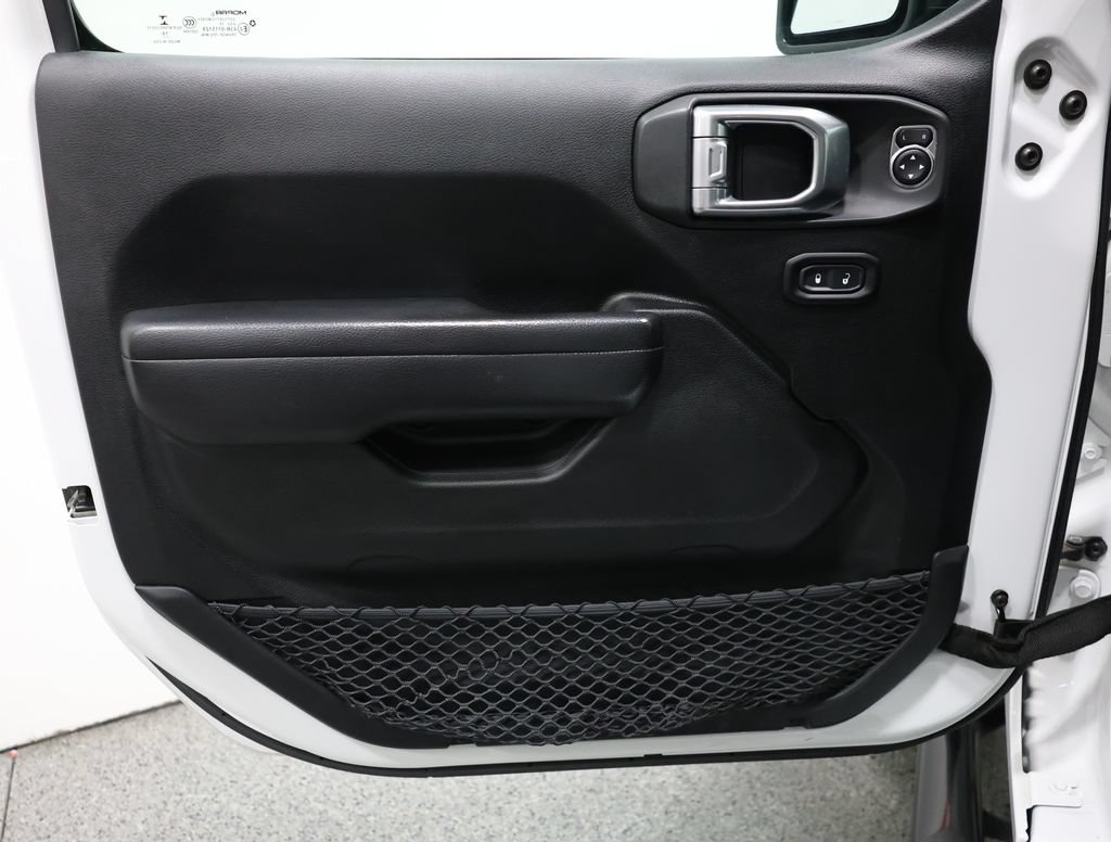 Used 2020 Jeep Wrangler Unlimited Sport AWD/4WD image 12