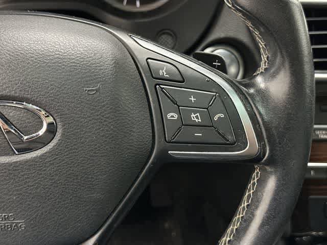 Used 2018 INFINITI QX30 Premium w/ Technology Package FWD image 18