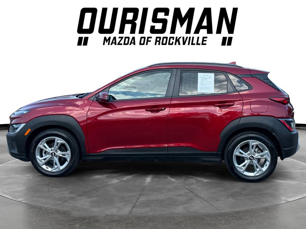 Used 2023 Hyundai Kona SEL w/ Convenience Package FWD image 3