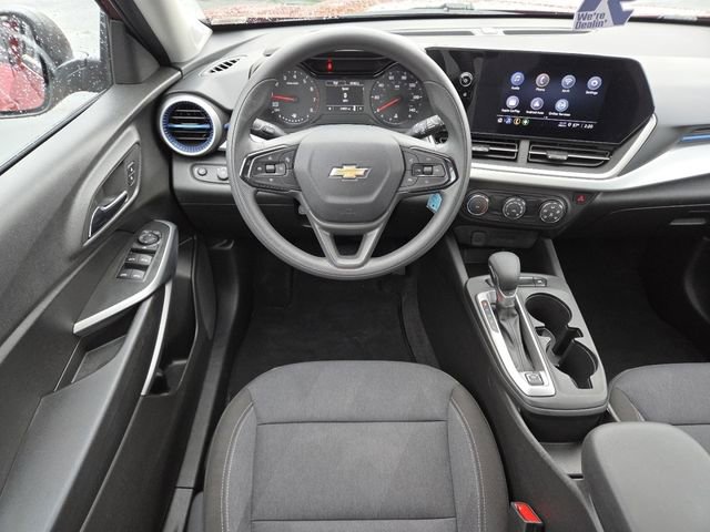 Certified 2024 Chevrolet Trax LS FWD image 26
