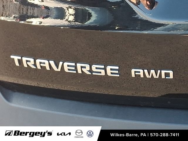 Used 2020 Chevrolet Traverse LT w/ LPO, Floor Liner Package image 32