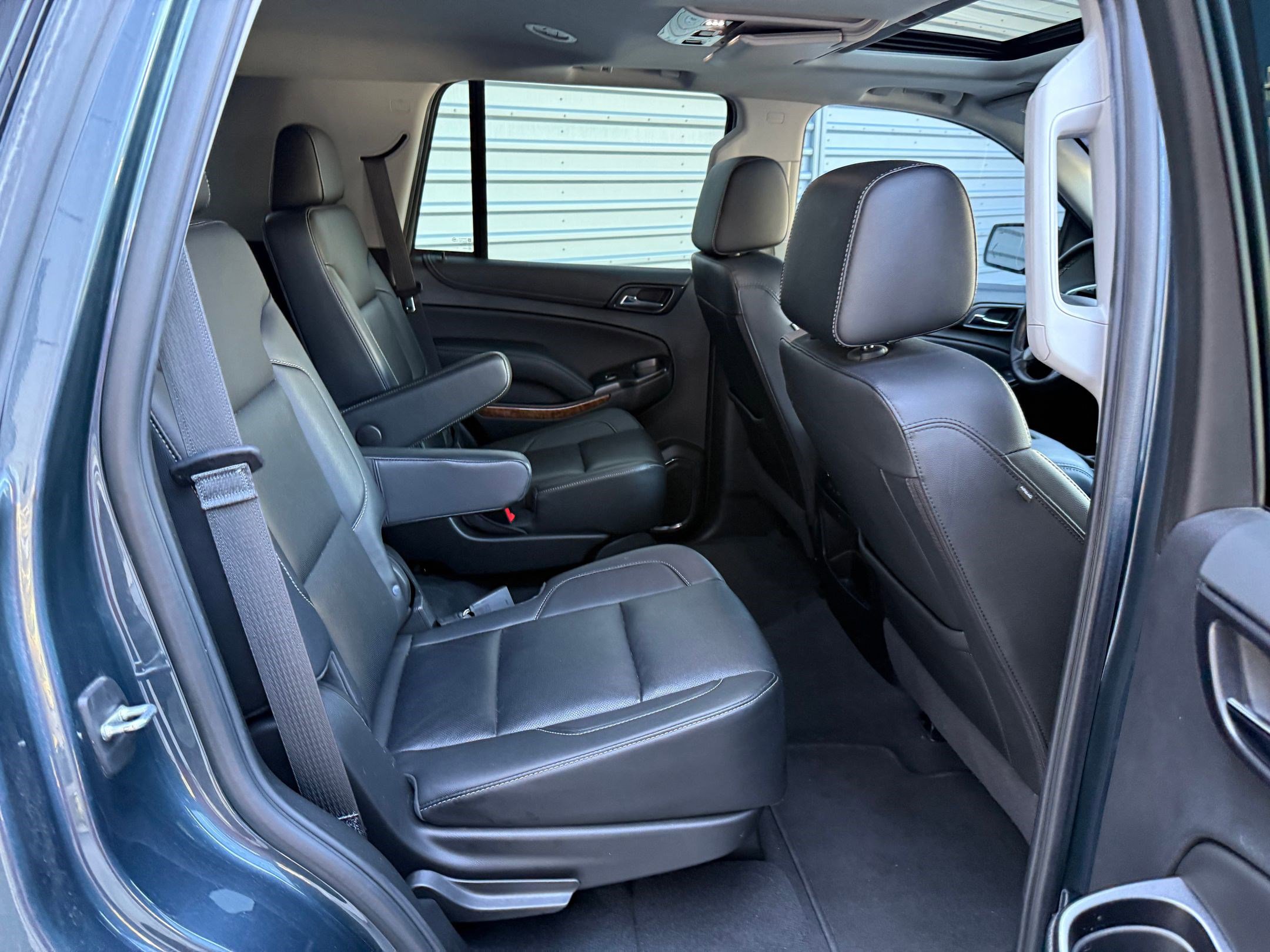 Used 2020 Chevrolet Tahoe Premier w/ 6.2L Performance Package image 33