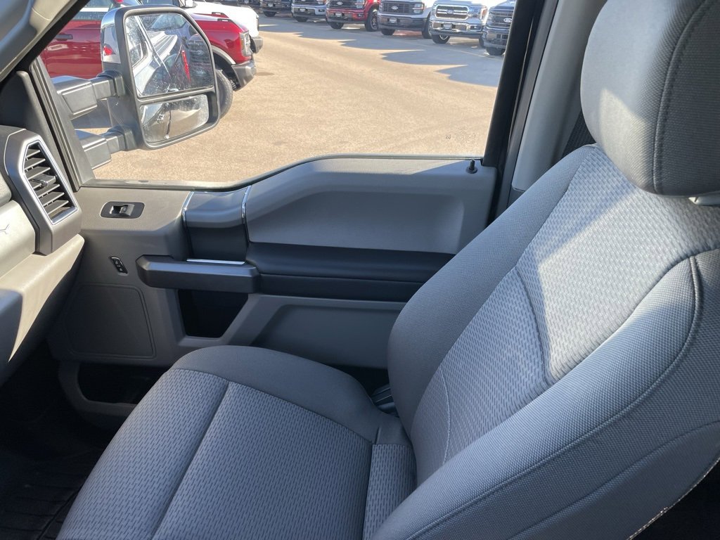 Used 2022 Ford F350 XLT w/ XLT Premium Package image 19