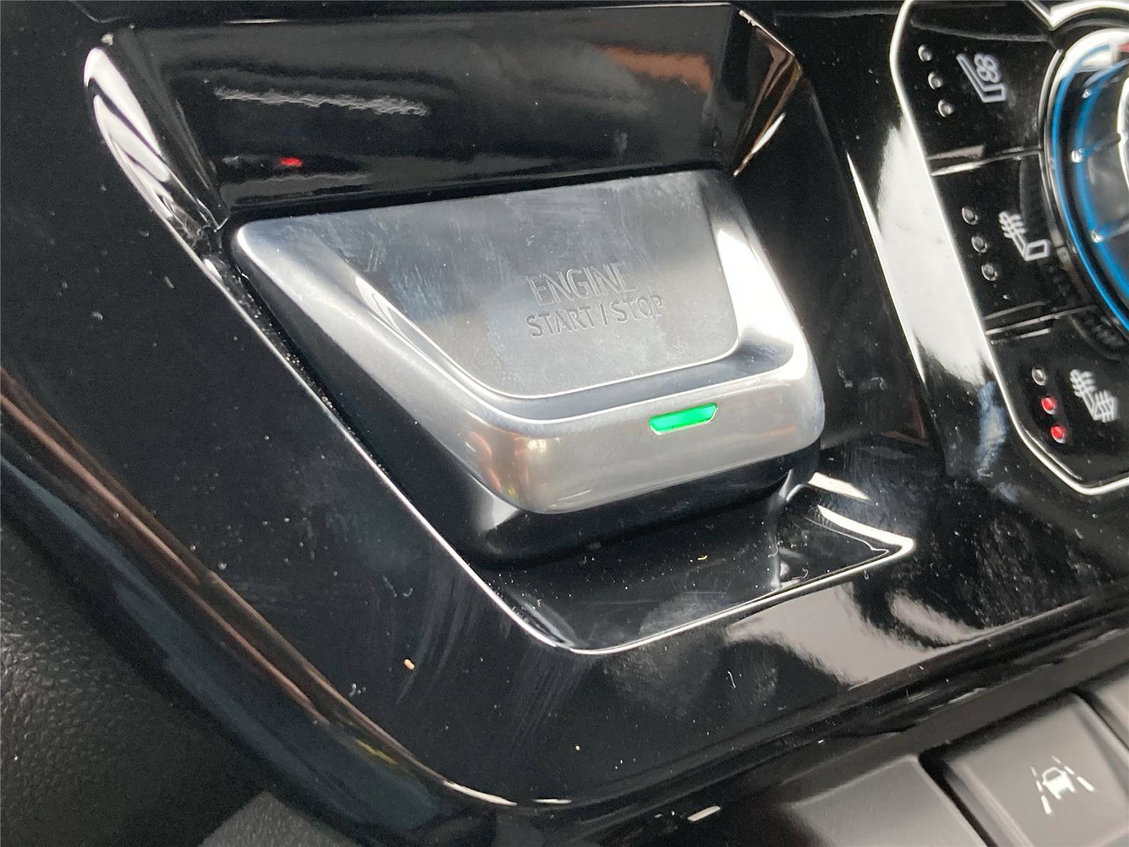 New 2026 GMC Sierra 1500 AT4 w/ AT4 Premium Package image 30