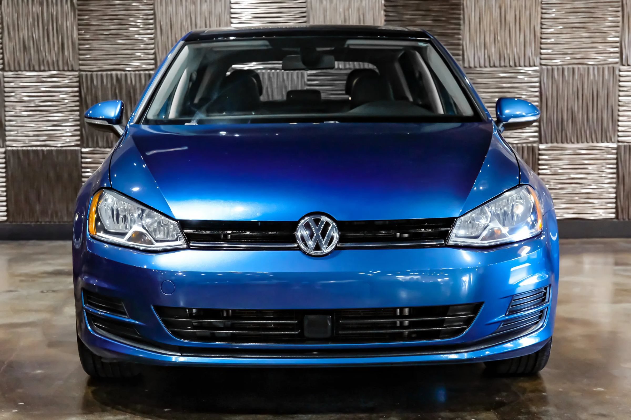 Used 2017 Volkswagen Golf Wolfsburg Edition FWD image 8