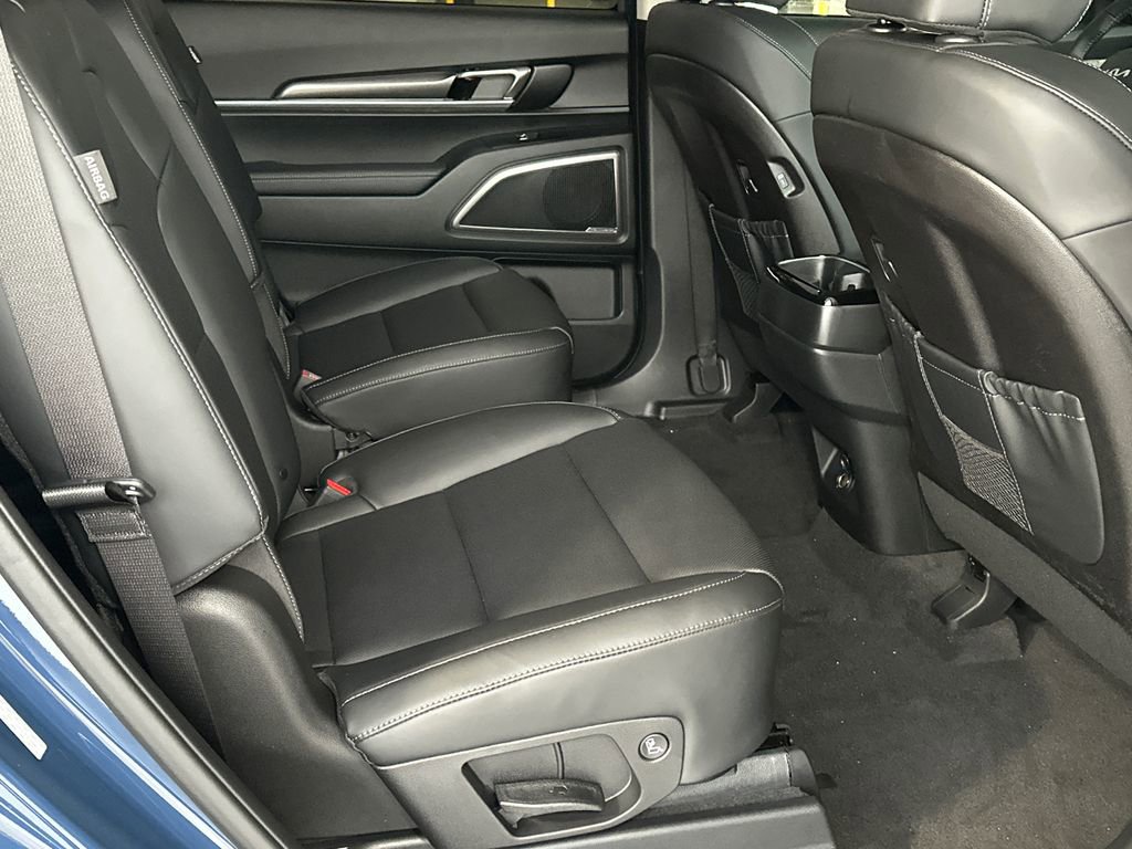 New 2025 Kia Telluride S image 15