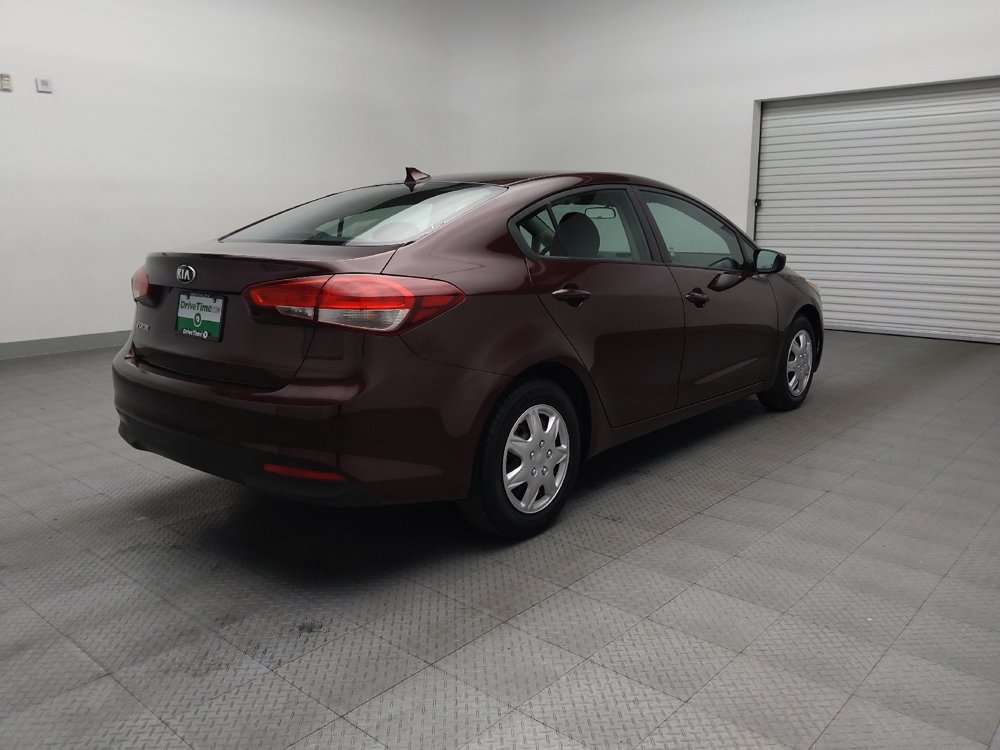 Used 2018 Kia Forte LX image 9