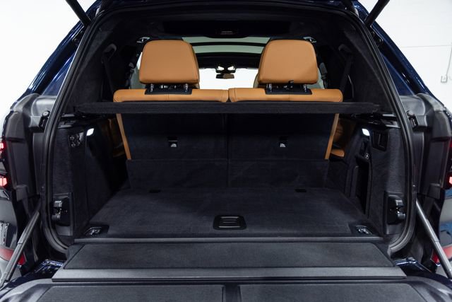 Certified 2024 BMW X7 xDrive40i w/ M Sport Package image 9