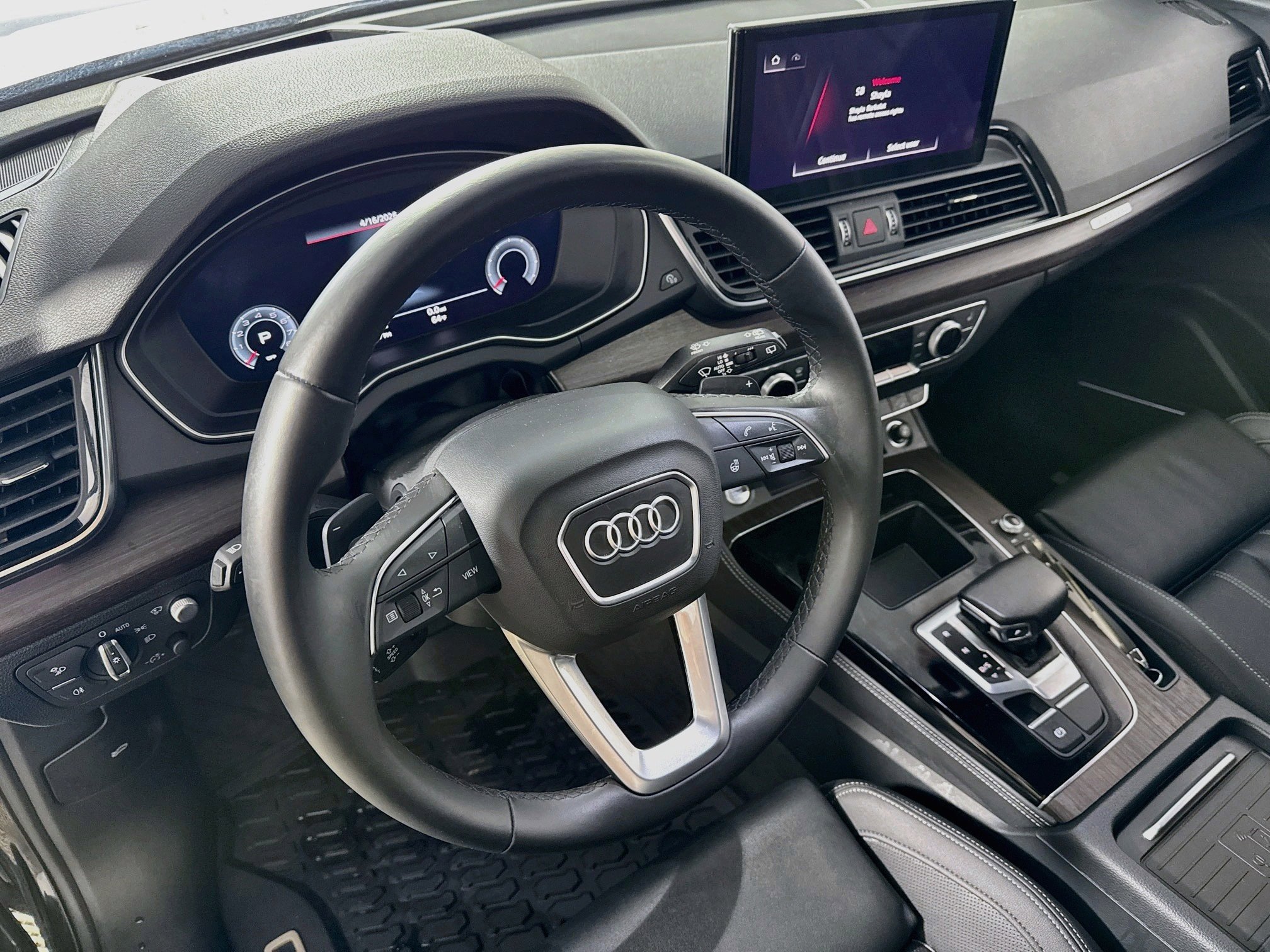 Used 2023 Audi Q5 2.0T Prestige w/ Prestige Package AWD/4WD image 14