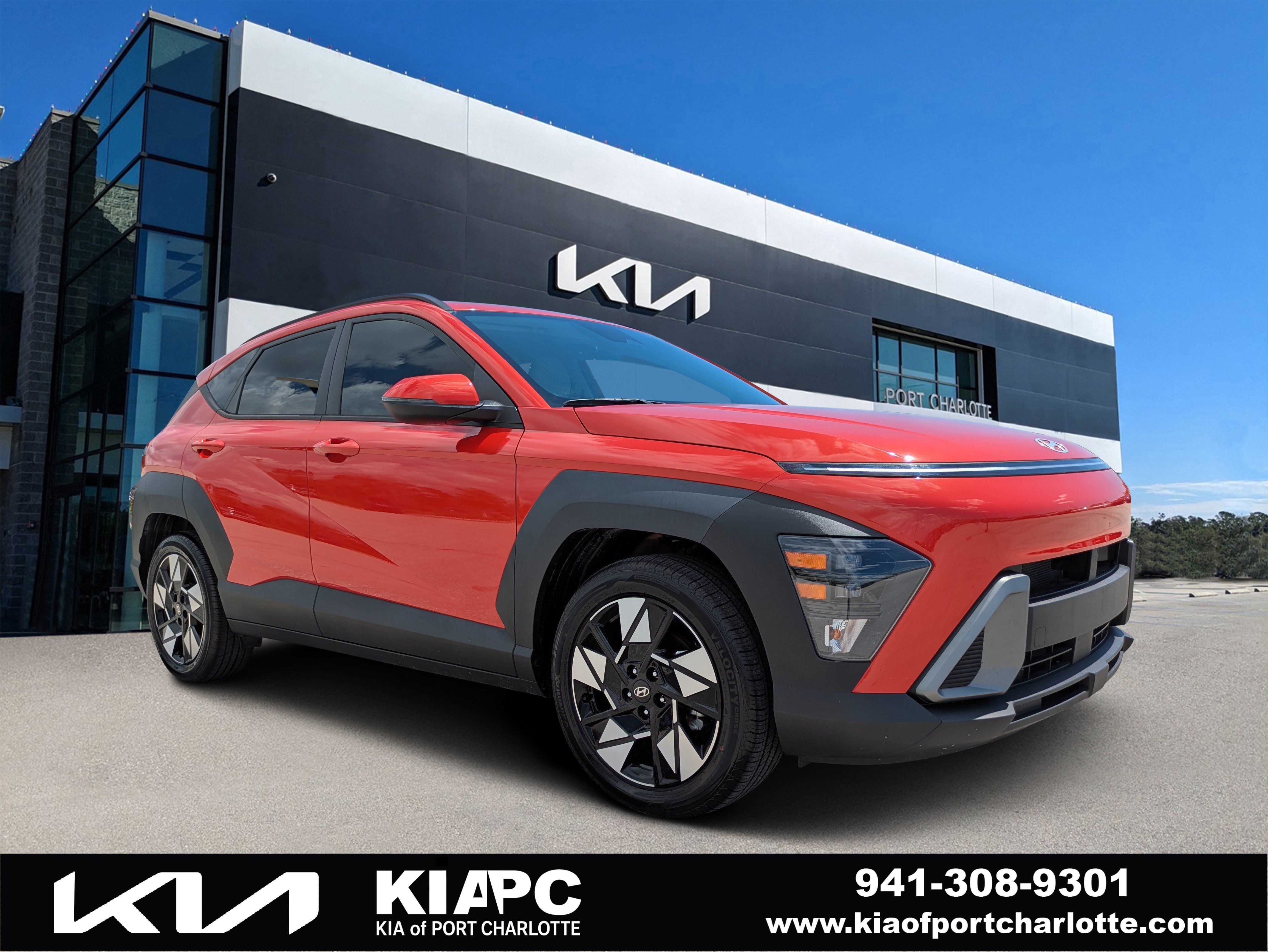 Used 2024 Hyundai Kona SEL w/ Convenience Package FWD image 1